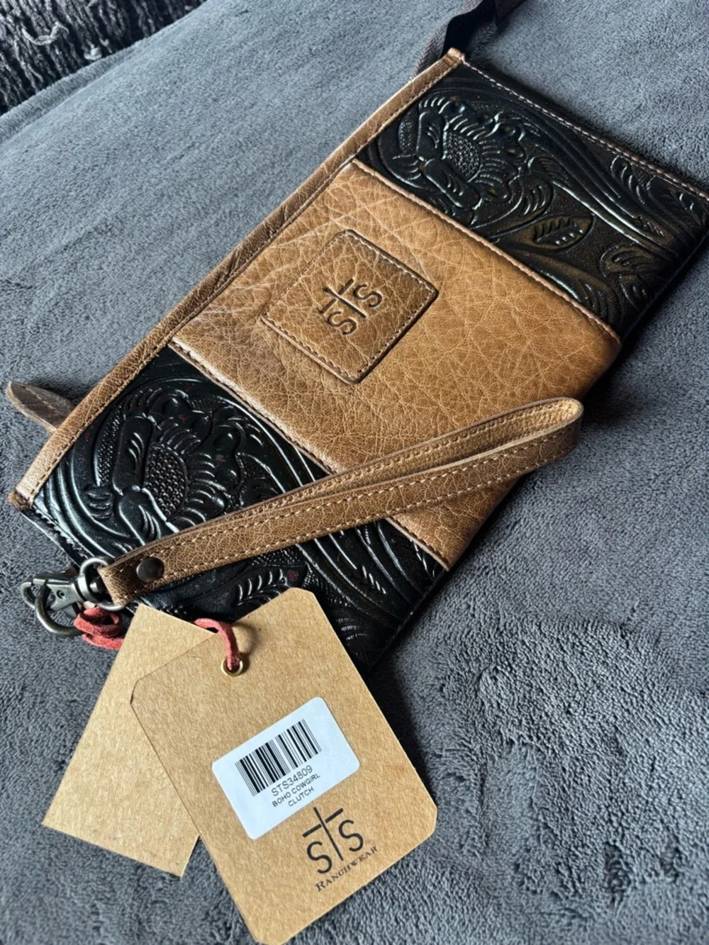 STS Ranchwear Brown and Black Tooled Leather Wristlet Clutch